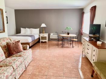 Capri Apartments Main image